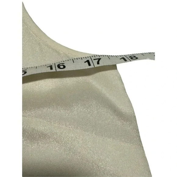 Banana Republic Women’s XS Cream Soft Flutter Fringed Cami Tank Top - Picture 5 of 6